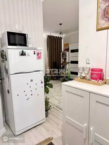 2-комнатная квартира, этаж 5 из 18, 43 м²