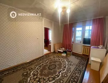 1-комнатная квартира, этаж 3 из 5, 46 м²