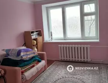 2-комнатная квартира, этаж 4 из 5, 54 м²