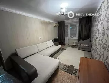 2-комнатная квартира, этаж 4 из 5, 45 м²