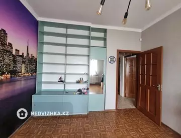 3-комнатная квартира, этаж 7 из 8, 70 м²