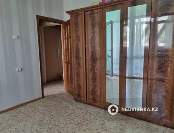 3-комнатная квартира, этаж 7 из 8, 70 м²