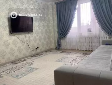 2-комнатная квартира, этаж 10 из 13, 79 м²