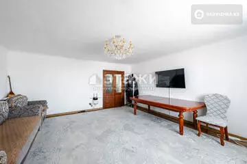 2-комнатная квартира, этаж 3 из 6, 94 м²