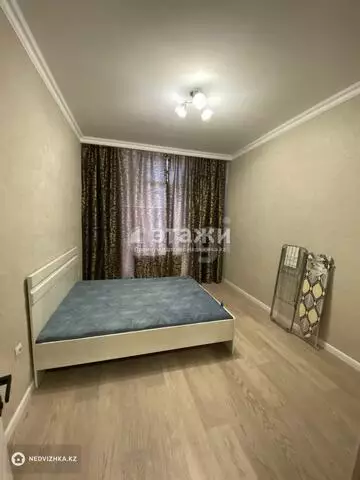 3-комнатная квартира, этаж 3 из 10, 74 м²