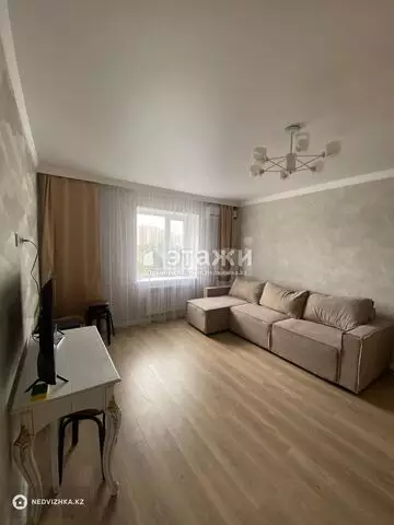 1-комнатная квартира, этаж 3 из 10, 43 м²