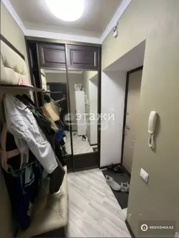 1-комнатная квартира, этаж 10 из 10, 40 м²