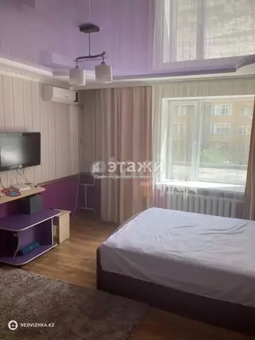 1-комнатная квартира, этаж 2 из 10, 40 м²