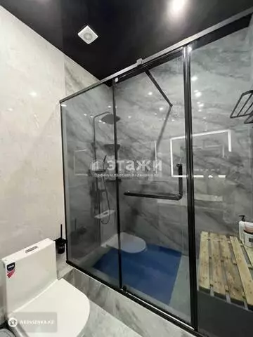 3-комнатная квартира, этаж 2 из 18, 104 м²