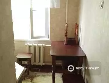 3-комнатная квартира, этаж 3 из 5, 60 м²