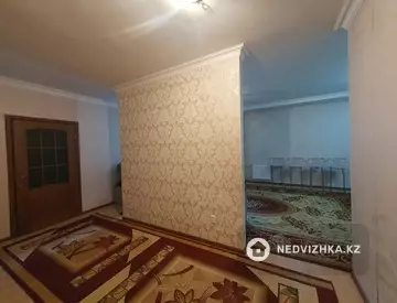 2-комнатная квартира, этаж 5 из 12, 68 м²