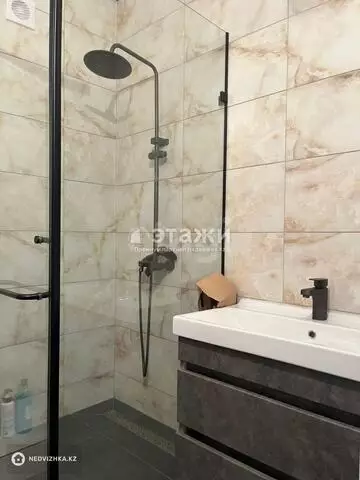 2-комнатная квартира, этаж 9 из 12, 59 м²