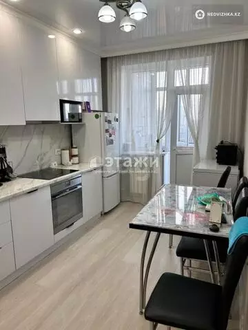 1-комнатная квартира, этаж 3 из 5, 36 м²