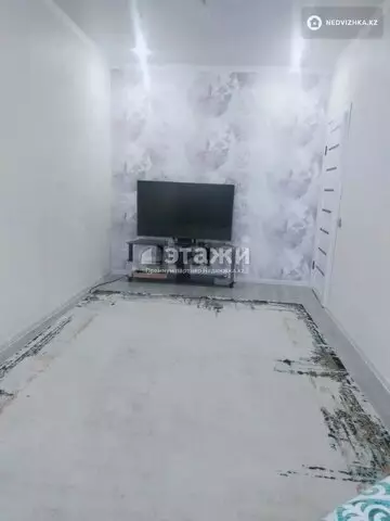 3-комнатная квартира, этаж 2 из 9, 60 м²