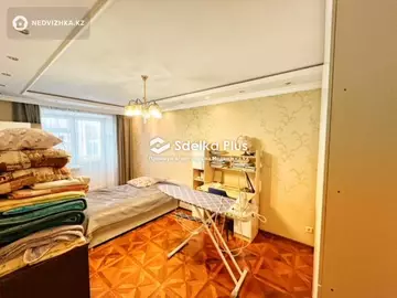 4-комнатная квартира, этаж 5 из 6, 146 м²