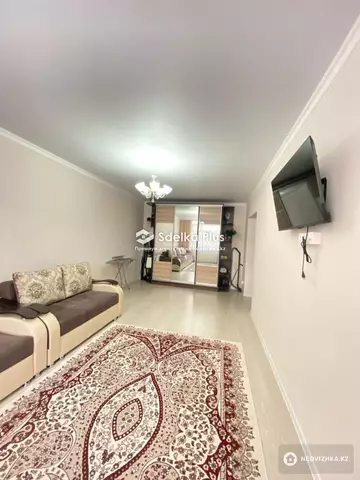 1-комнатная квартира, этаж 3 из 10, 41 м²