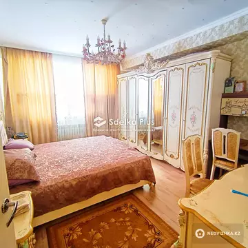 3-комнатная квартира, этаж 8 из 14, 86 м²