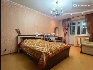 4-комнатная квартира, этаж 7 из 12, 138 м²