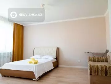 1-комнатная квартира, этаж 7 из 9, 45 м², посуточно