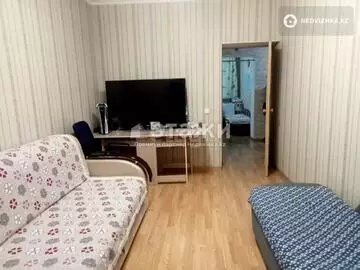 1-комнатная квартира, этаж 13 из 15, 39 м²