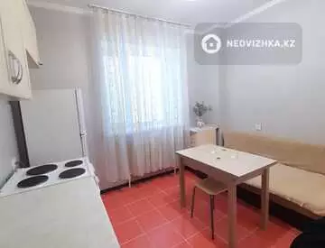 1-комнатная квартира, этаж 3 из 14, 40 м², на длительный срок