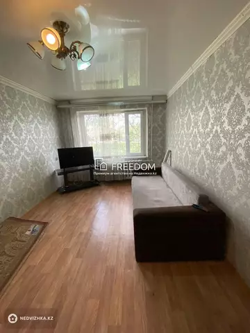 2-комнатная квартира, этаж 1 из 5, 45 м²