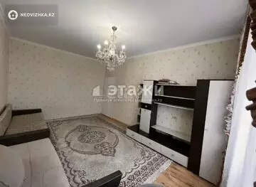 1-комнатная квартира, этаж 8 из 9, 38 м²