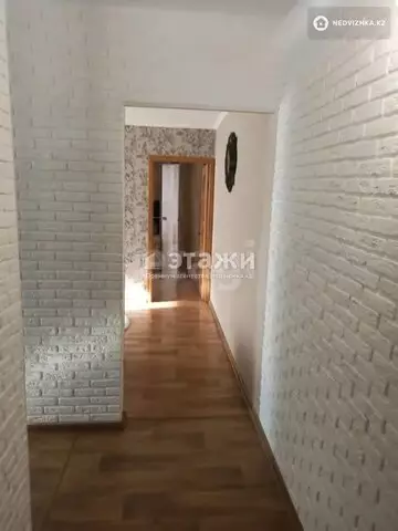 2-комнатная квартира, этаж 3 из 4, 46 м²