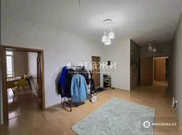 3-комнатная квартира, этаж 8 из 22, 140 м²