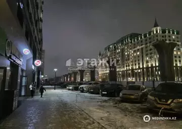 3-комнатная квартира, этаж 8 из 22, 140 м²