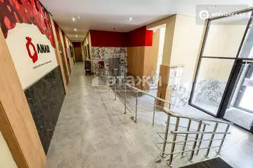 3-комнатная квартира, этаж 2 из 10, 70 м²
