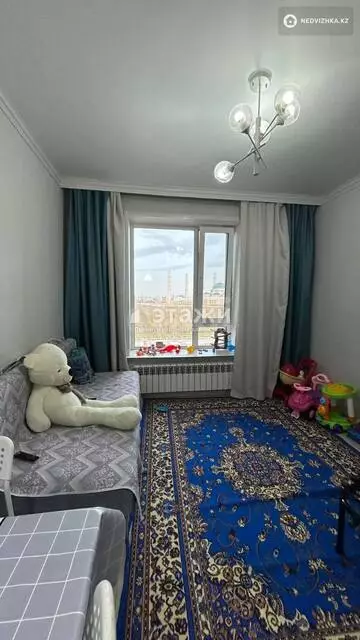 1-комнатная квартира, этаж 9 из 12, 38 м²