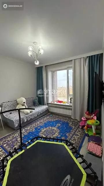 1-комнатная квартира, этаж 9 из 12, 38 м²