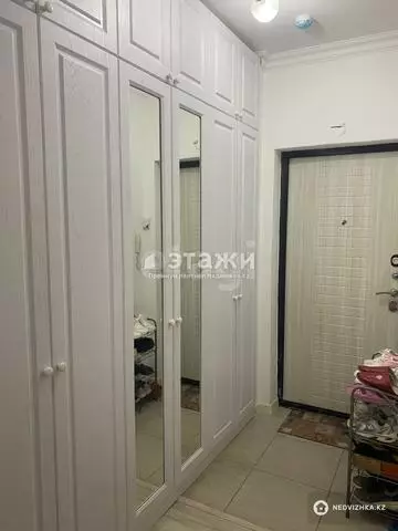 2-комнатная квартира, этаж 3 из 9, 76 м²