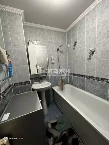 2-комнатная квартира, этаж 1 из 9, 54 м²