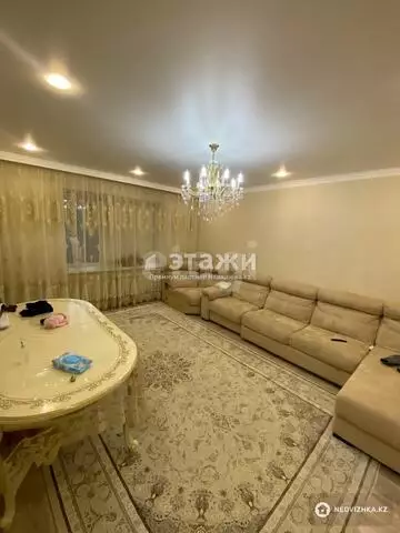 3-комнатная квартира, этаж 7 из 10, 90 м²