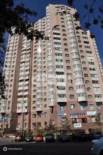 3-комнатная квартира, этаж 12 из 23, 98 м²