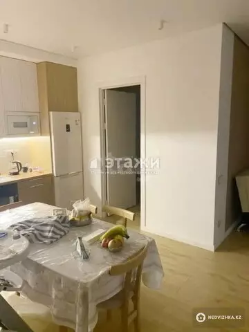 3-комнатная квартира, этаж 3 из 10, 70 м²