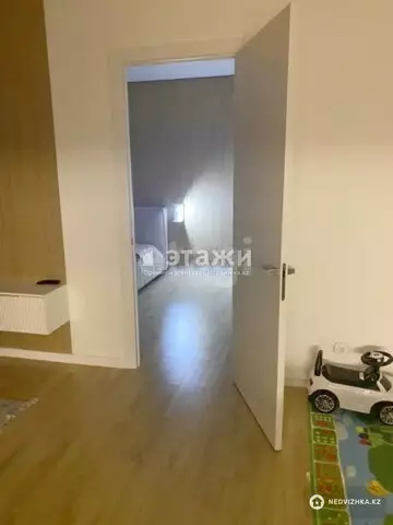 3-комнатная квартира, этаж 3 из 10, 70 м²