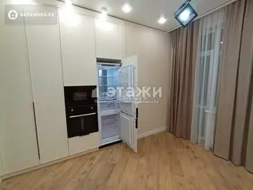 3-комнатная квартира, этаж 3 из 18, 105 м²