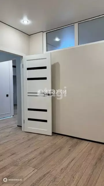 2-комнатная квартира, этаж 8 из 9, 48 м²