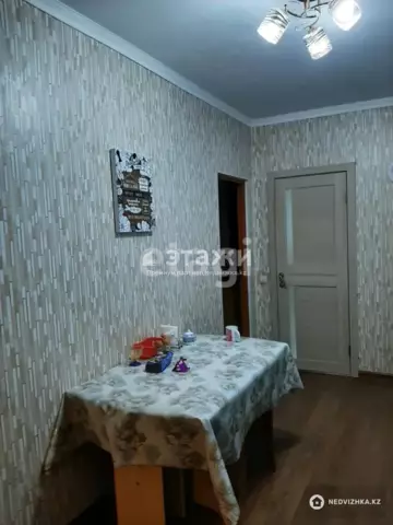 2-комнатная квартира, этаж 9 из 16, 73 м²