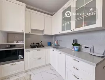 2-комнатная квартира, этаж 9 из 9, 65 м²