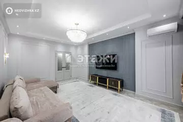 4-комнатная квартира, этаж 3 из 21, 139 м²