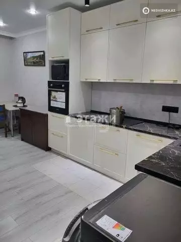 50 м², 2-комнатная квартира, этаж 8 из 15, 50 м², изображение - 1