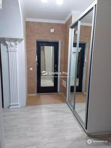 4-комнатная квартира, этаж 3 из 16, 140 м²