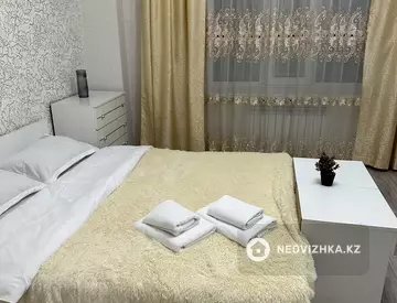 70 м², 2-комнатная квартира, этаж 5 из 25, 70 м², посуточно, изображение - 9