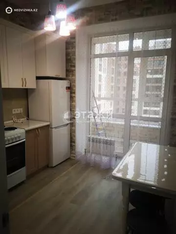 1-комнатная квартира, этаж 6 из 10, 33 м²