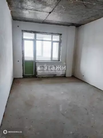 3-комнатная квартира, этаж 12 из 12, 125 м²