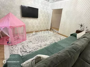 3-комнатная квартира, этаж 2 из 12, 83 м²